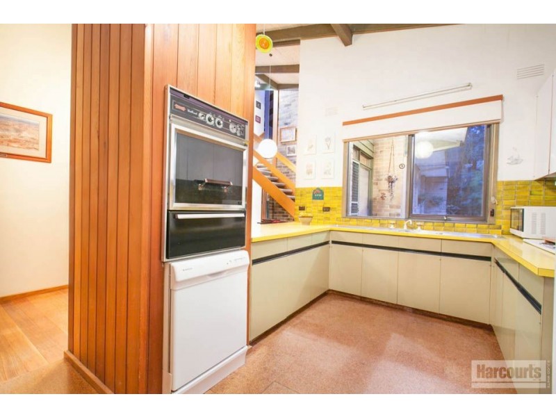 25 Belinda Crescent, Wheelers Hill VIC 3150