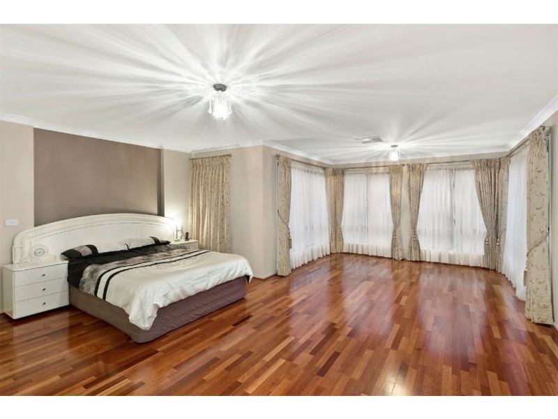 22 Belmont Road, Glen Waverley VIC 3150