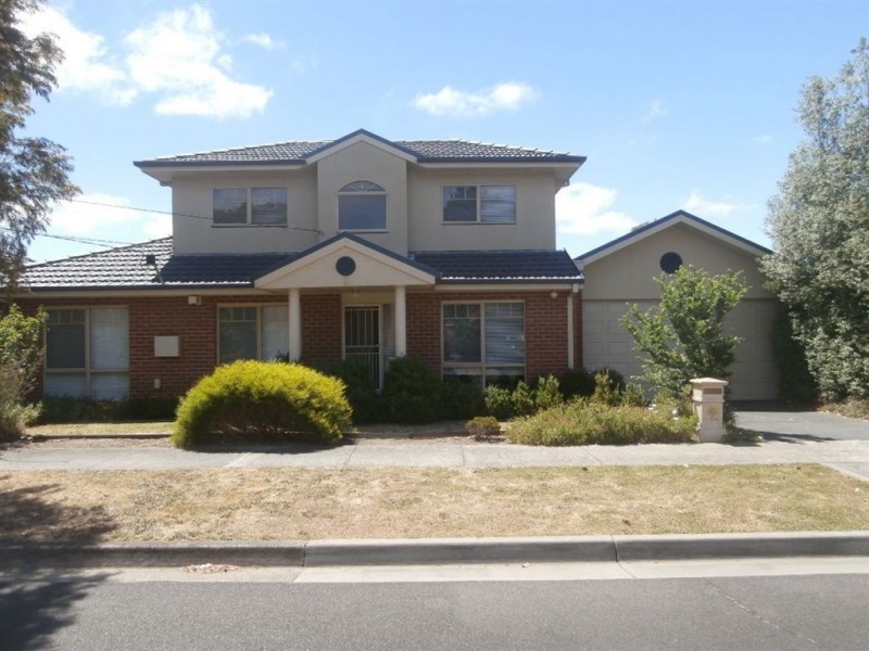 2/28 Hinkler Road, Glen Waverley VIC 3150