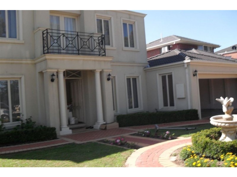 19 Chesterville Road, Glen Waverley VIC 3150