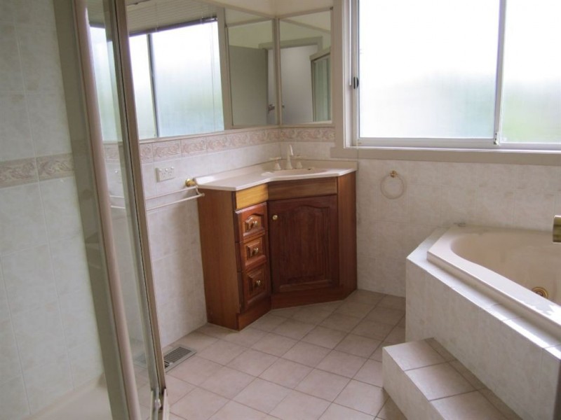 9 Squire Court, Glen Waverley VIC 3150