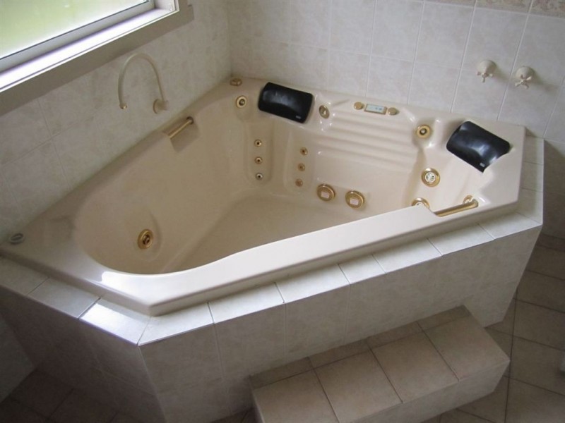 9 Squire Court, Glen Waverley VIC 3150