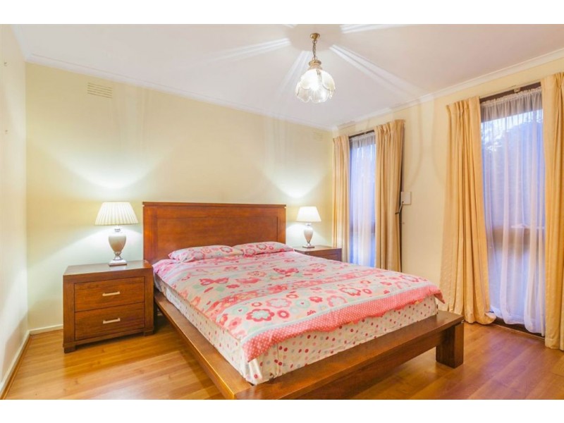 40 Saladin Avenue, Glen Waverley VIC 3150