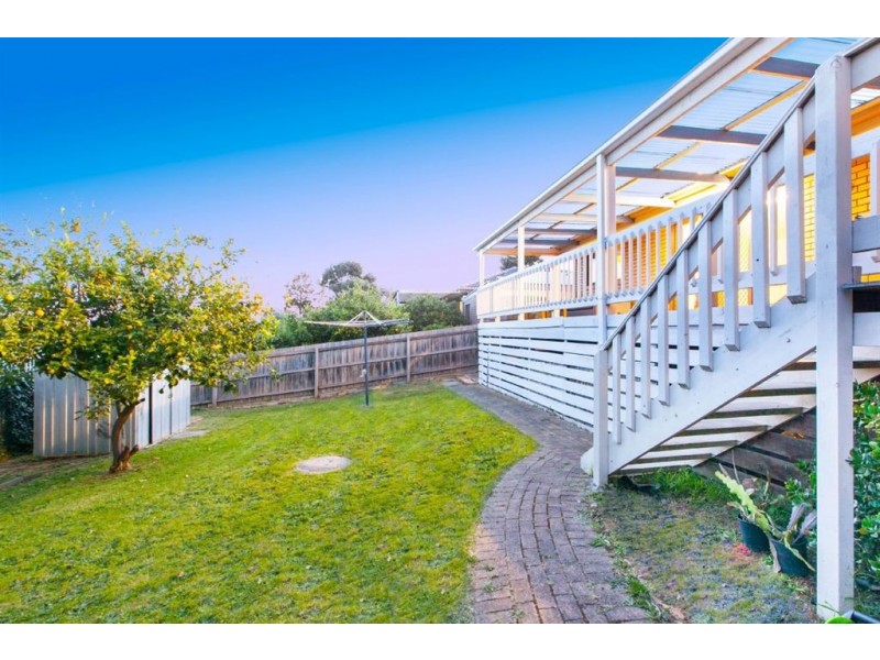 40 Saladin Avenue, Glen Waverley VIC 3150