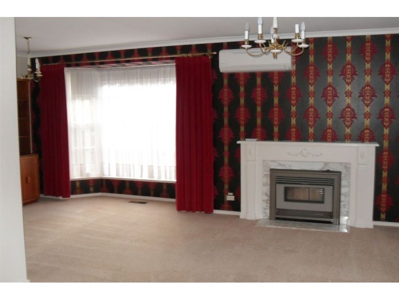 1 Trenton Avenue, Glen Waverley VIC 3150