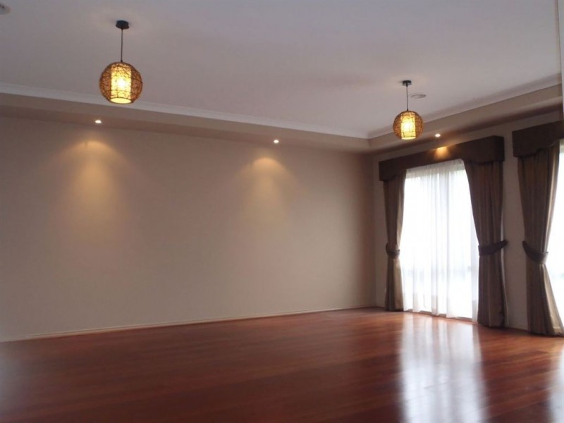 1/751 High Street Road, Glen Waverley VIC 3150