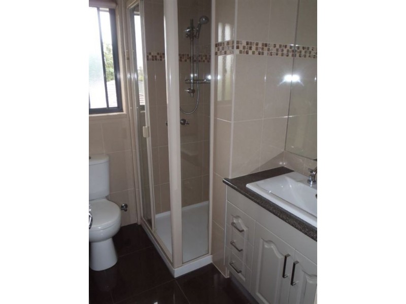 1/751 High Street Road, Glen Waverley VIC 3150