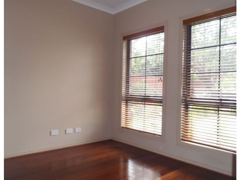 1/751 High Street Road, Glen Waverley VIC 3150