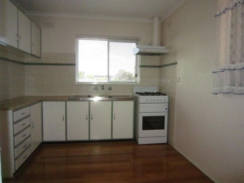 8/13 Main Street, Blackburn VIC 3130