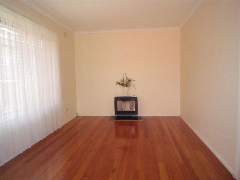 8/13 Main Street, Blackburn VIC 3130