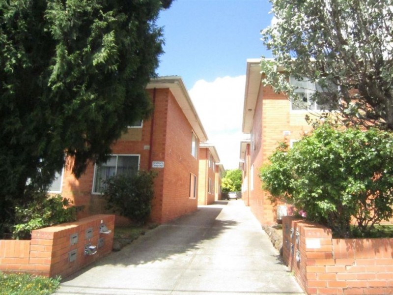 8/13 Main Street, Blackburn VIC 3130