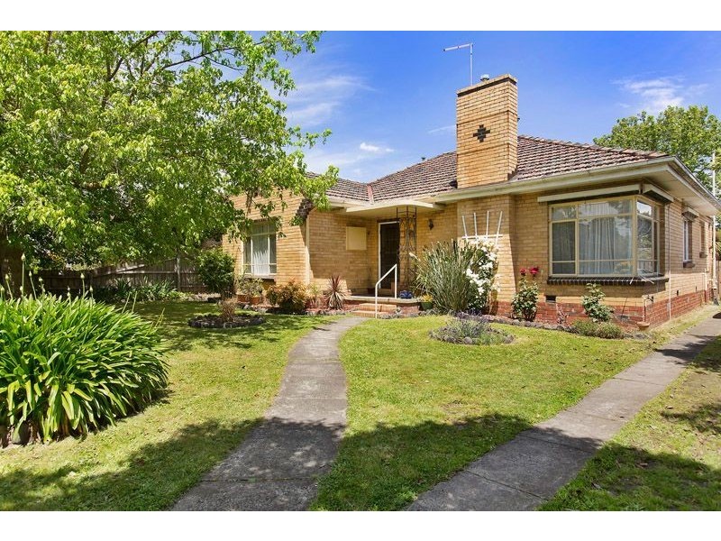 6 Irving Street, Mount Waverley VIC 3149