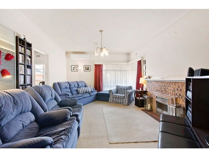 6 Irving Street, Mount Waverley VIC 3149