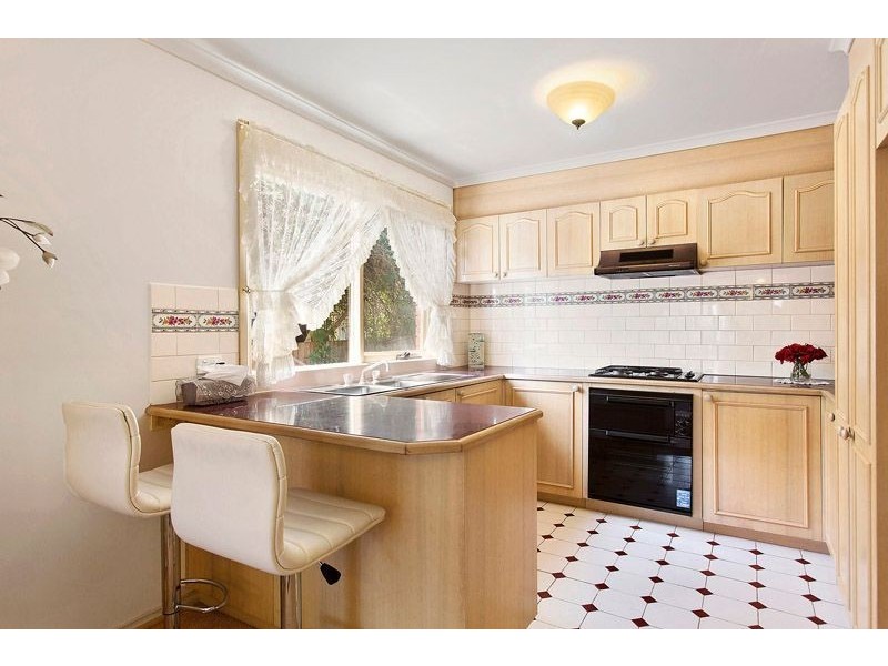 2/3 Subiaco Court, Glen Waverley VIC 3150