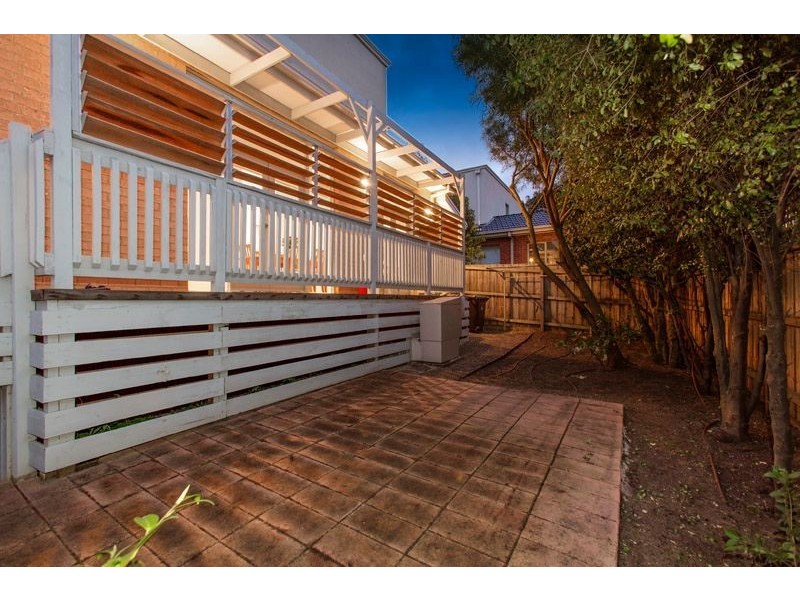 2/781 Waverley Road, Glen Waverley VIC 3150