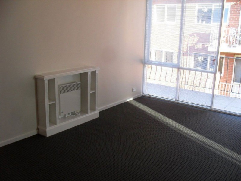 8/73 Edgar Street North, Glen Iris VIC 3146