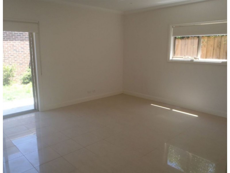 1/17 Beddoe Avenue, Clayton VIC 3168