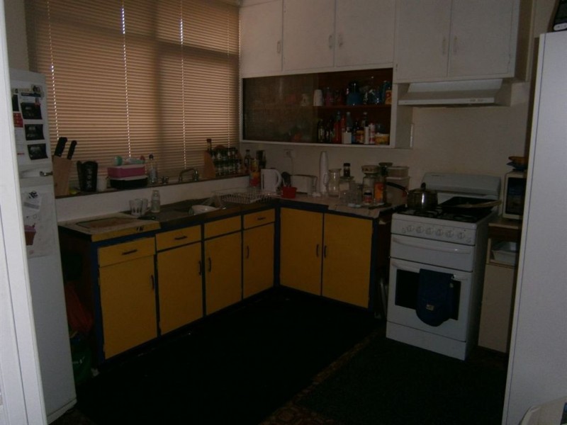 18 Pinewood Drive, Mount Waverley VIC 3149