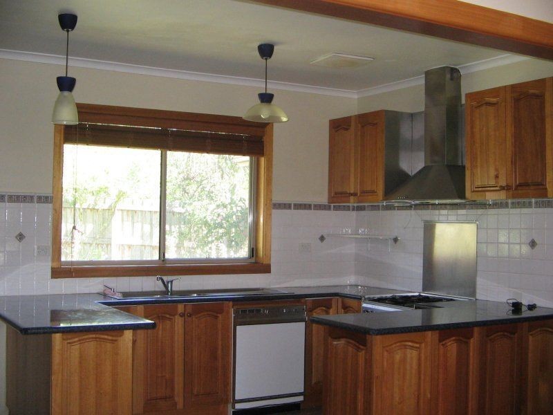 40 Kerrie Road, Glen Waverley VIC 3150