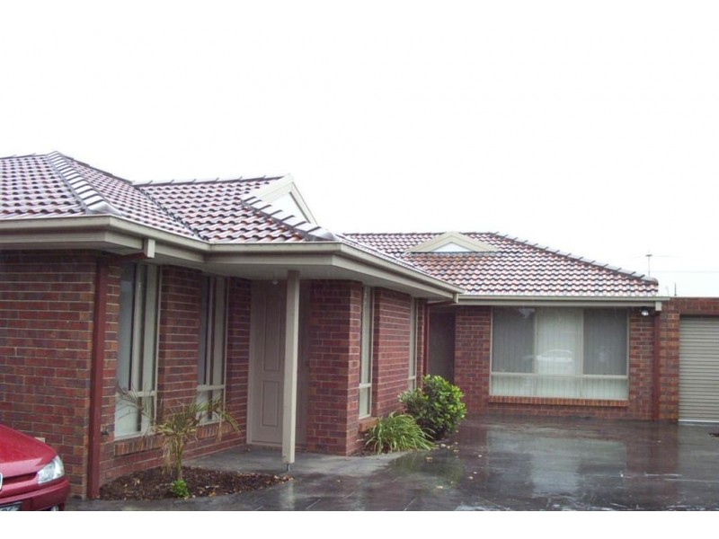 2/35 Halton Road, Dandenong North VIC 3175