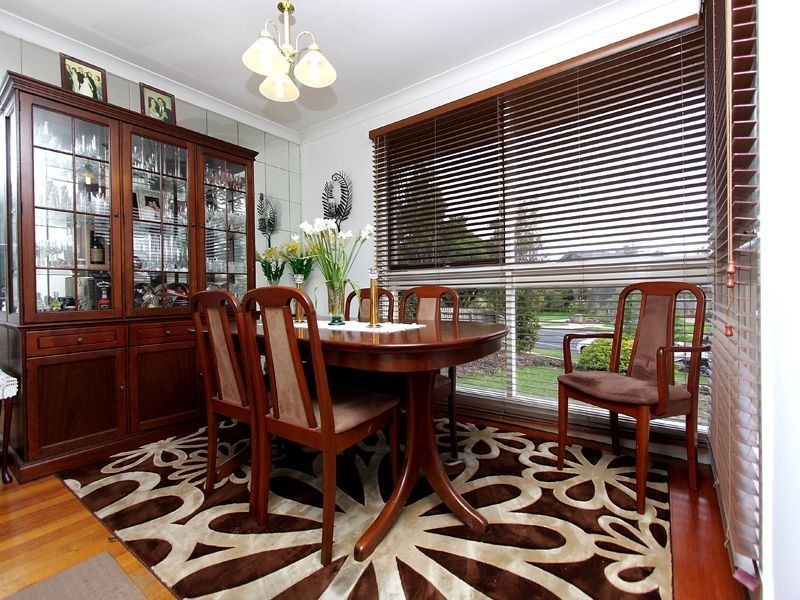 26 Cootamundra Drive, Wheelers Hill VIC 3150