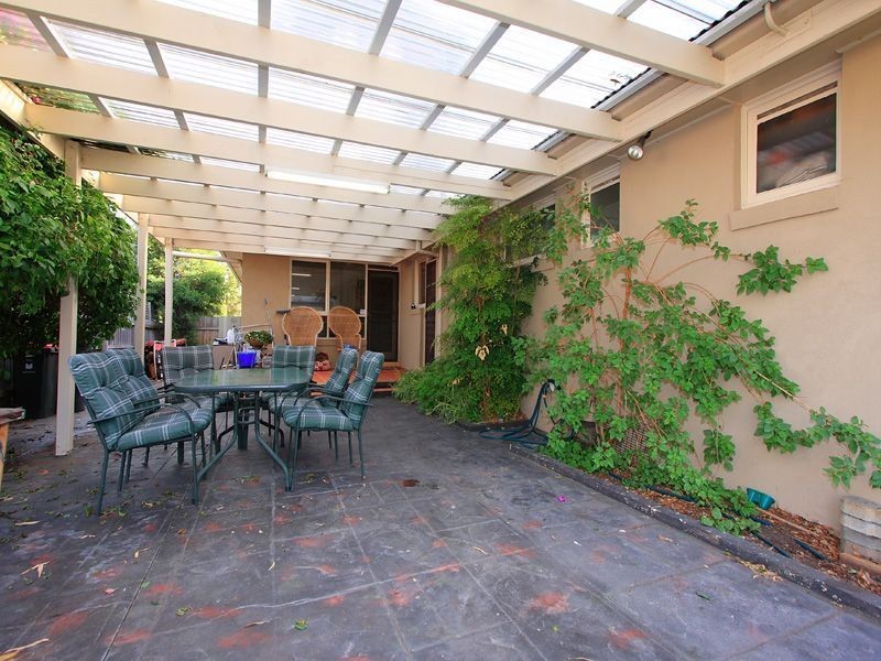 26 Cootamundra Drive, Wheelers Hill VIC 3150