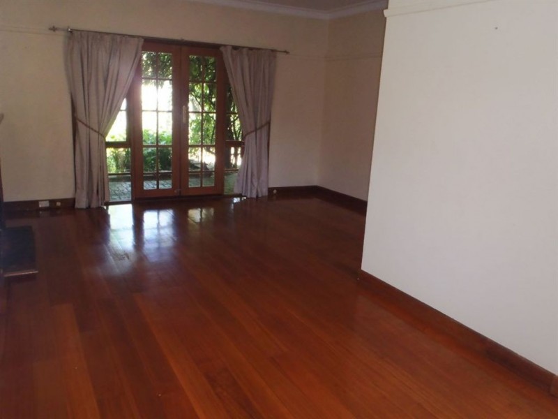 37 Gillard Street, Burwood VIC 3125