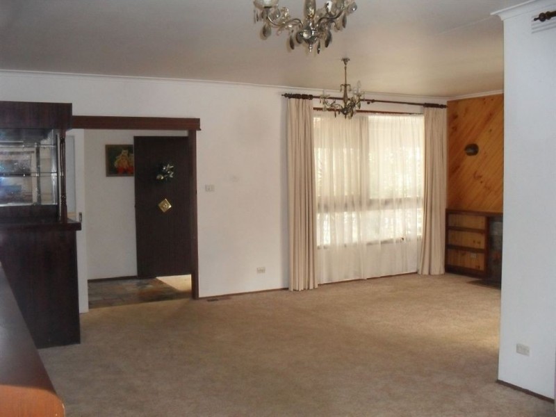 8 Jarrah Court, Glen Waverley VIC 3150