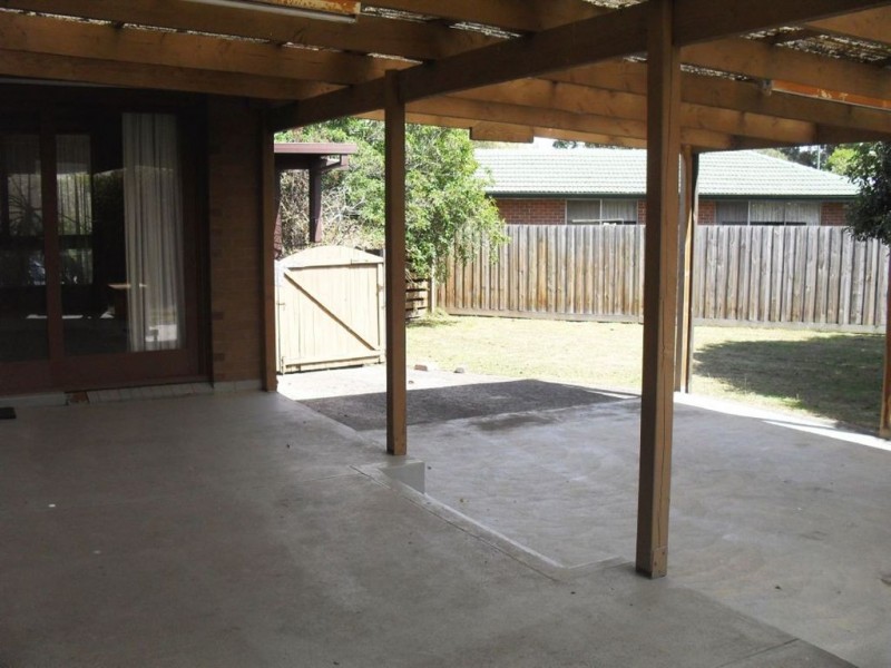 8 Jarrah Court, Glen Waverley VIC 3150