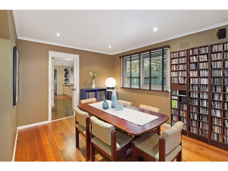 6 Chapman Boulevard, Glen Waverley VIC 3150