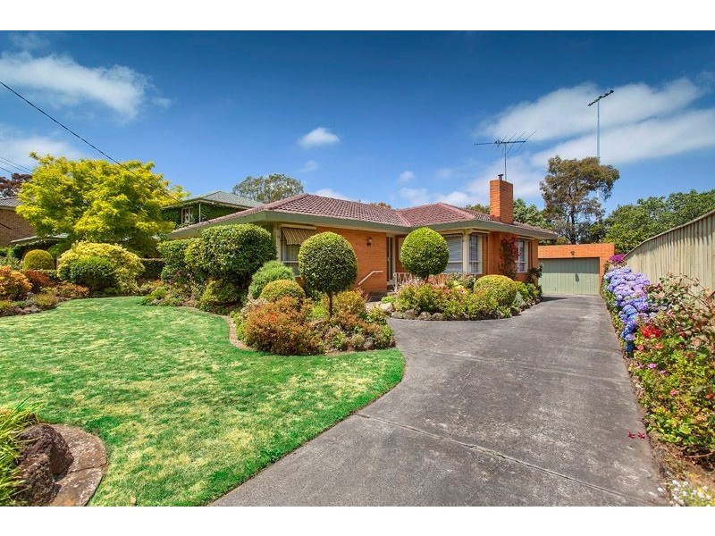 30 Tamarisk Avenue, Glen Waverley VIC 3150