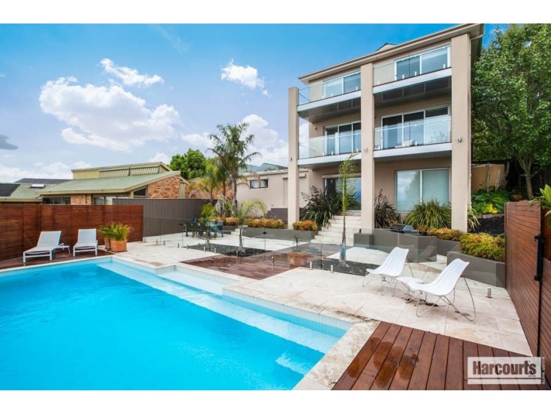 20 Erskine Crescent, Wheelers Hill VIC 3150