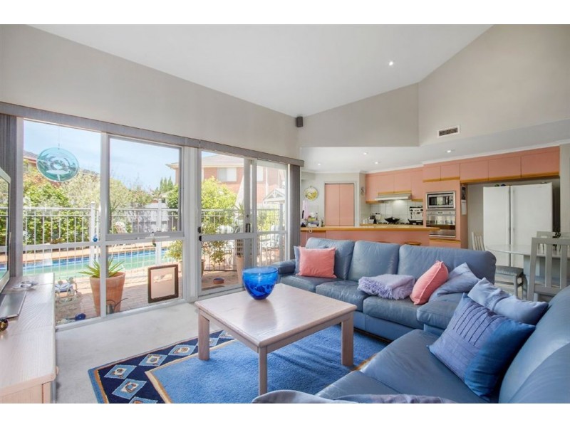 1 Talwood Court, Burwood East VIC 3151