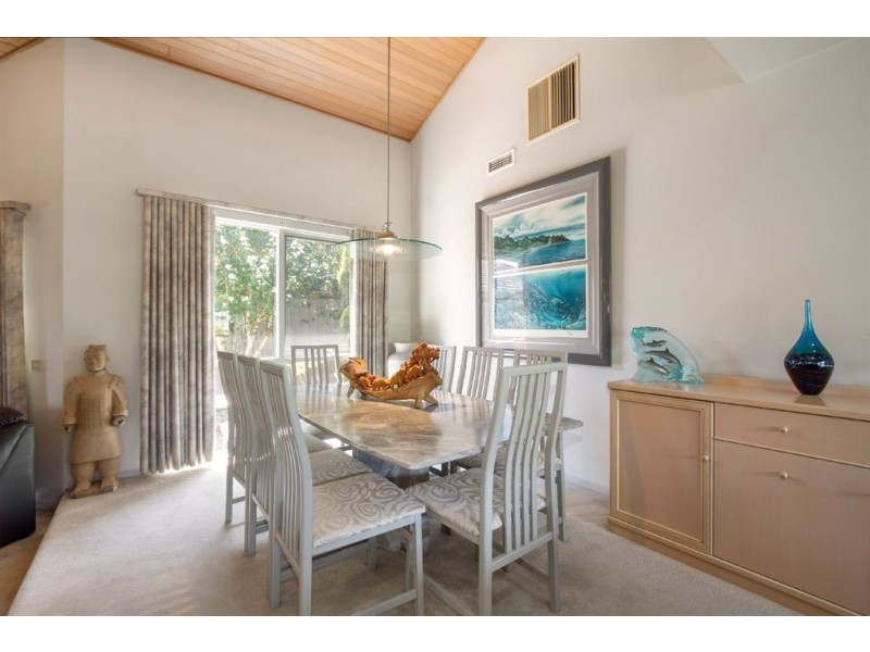 1 Talwood Court, Burwood East VIC 3151