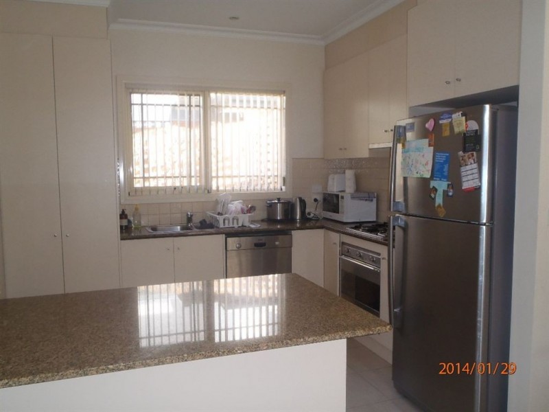 4/24 Ivanhoe Street,, Glen Waverley VIC 3150