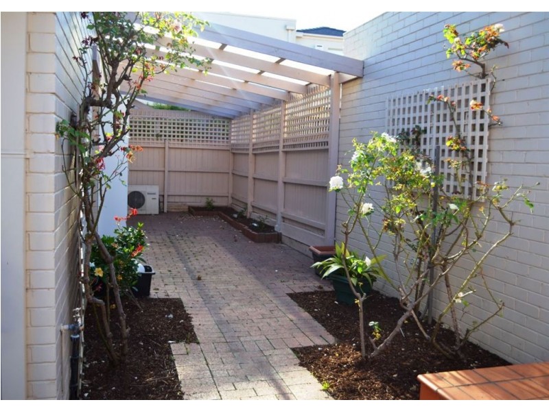 2/1500 Malvern Road, Glen Iris VIC 3146