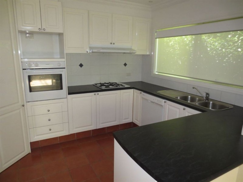 6A Clifford Street, Glen Waverley VIC 3150