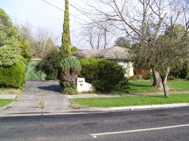 26 Bennett Avenue, Mount Waverley VIC 3149