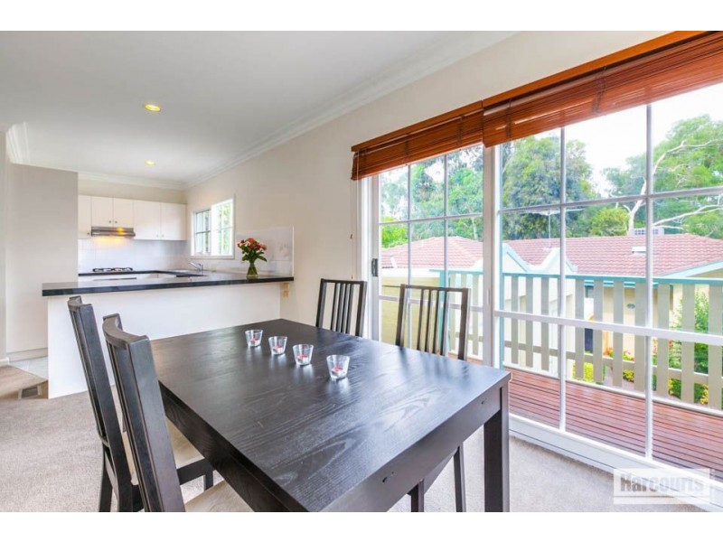 1/30 St Johns Wood  Road, Mount Waverley VIC 3149
