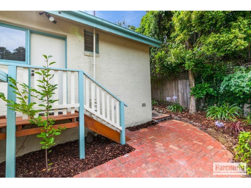 1/30 St Johns Wood  Road, Mount Waverley VIC 3149