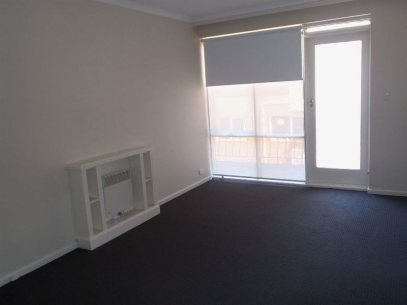 8/73 Edgar Street North, Glen Iris VIC 3146