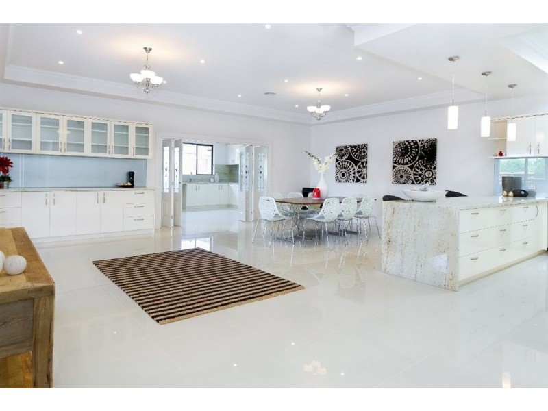 22 Charlotte Street, Glen Waverley VIC 3150