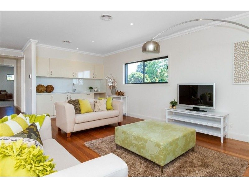 22 Charlotte Street, Glen Waverley VIC 3150