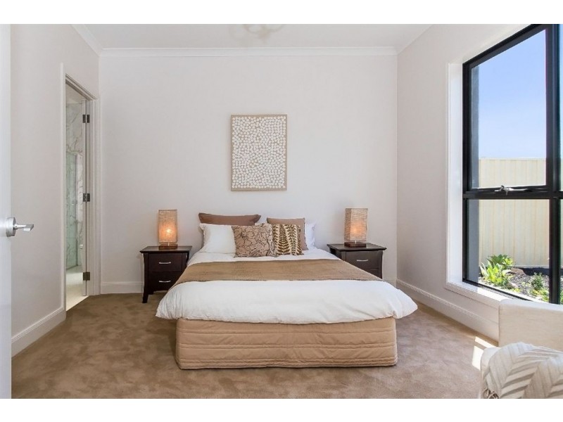 22 Charlotte Street, Glen Waverley VIC 3150