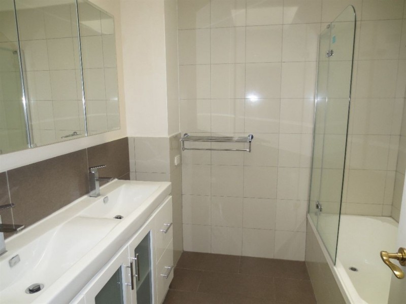 1C Daphne Street, Canterbury VIC 3126