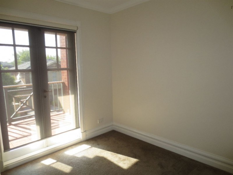 1C Daphne Street, Canterbury VIC 3126