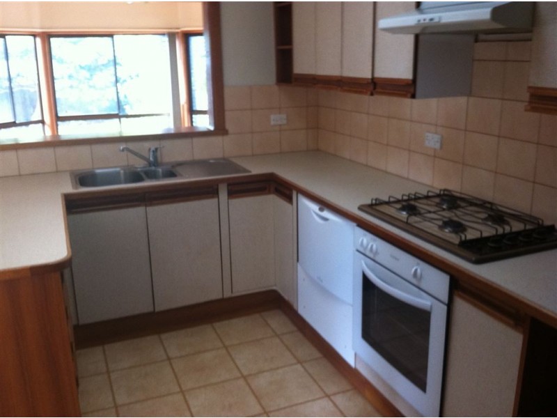 15 Highclere Avenue, Mount Waverley VIC 3149