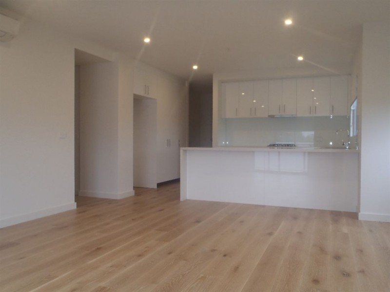 214/436 Stud Road, Wantirna South VIC 3152