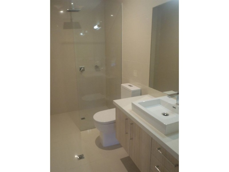 214/436 Stud Road, Wantirna South VIC 3152