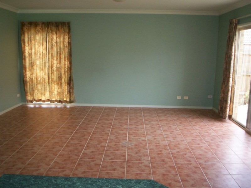 1/40 Cambridge Drive, Glen Waverley VIC 3150